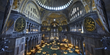 ayasofya-ibadete-acildigi-120_2-41.jpg
