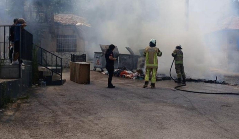 Bornova’da Yangın Paniği: İtfaiye Hızla Müdahale Etti