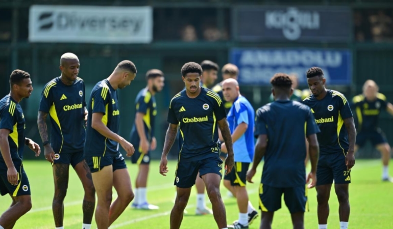 Fenerbahçe, Feyenoord Maçına Hızla Hazırlanıyor!