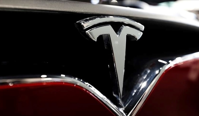Tesla’ya 242,5 milyon dolar cezalı karar!