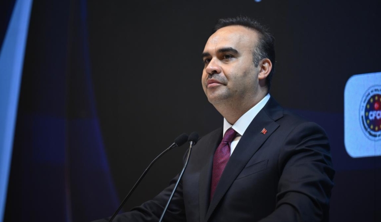 Kutup Koordinasyon Kurulu ile Türkiye Varlığını Güçlendiriyor
