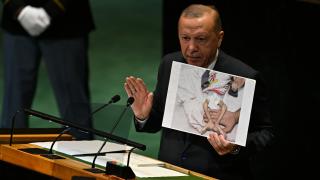Cumhurbaşkanı Erdoğan, İsrail'in Gazze'deki soykırımını fotoğraflarla dünyaya anlattı