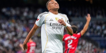 kylian-mbappe-yogun-mac-p-221_2-41.jpg