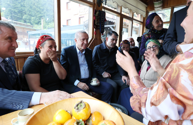 Cumhurbaşkanı Erdoğan Rize'de
