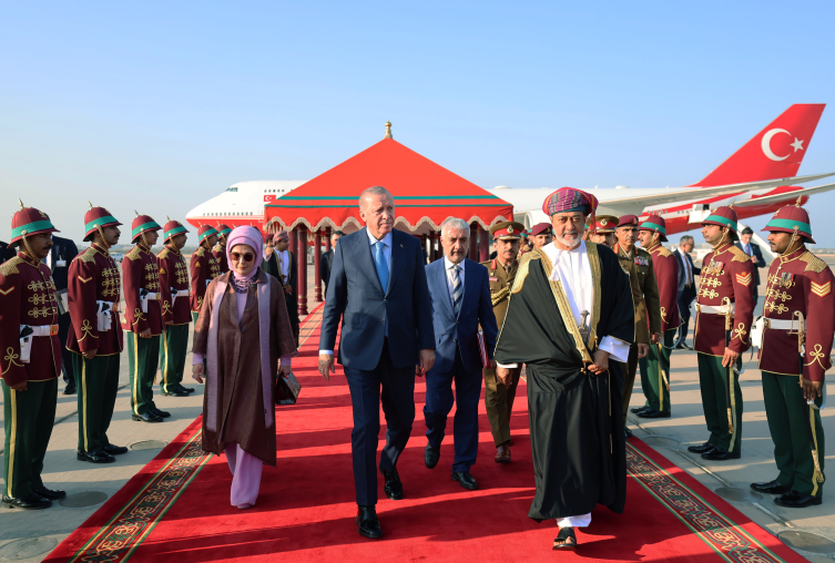Cumhurbaşkanı Erdoğan, Körfez turunu tamamladı