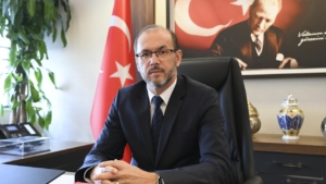 saglik-bakan-yardimcisi-okumus-2404044.jpg