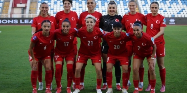 a-milli-kadin-futbol-taki-870_2-41.jpg