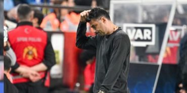 burak-yilmaz-fenerbahceyi-911_2-41.jpg