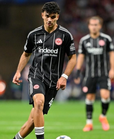 eintracht-frankfurtdan-ca-699_2-41.jpg