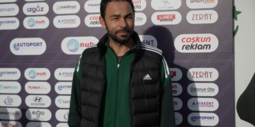 SELÇUK İNAN: "ZAMAN ZAMAN ÖDEMELER OLMUYOR AMA ŞU ANA KADAR PROBLEM YAŞAMADIK" KOCAELİSPOR TEKNİK DİREKTÖRÜ SELÇUK İNAN: "ÇÖZÜLECEĞİNİ BİLİYORLAR" "KİMSEDEN ÖĞÜT ALACAK DEĞİLİM"