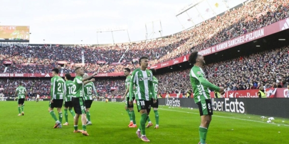 real-betis-olayli-derbide-671_2-41.jpg