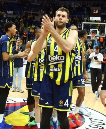fenerbahce-beko-sahasinda-214_2-41.jpg