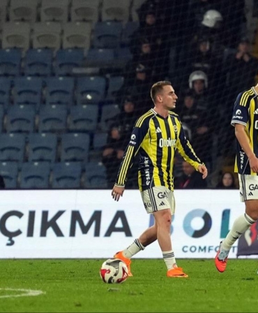 fenerbahcede-1-1-serisi-s-220_2-41.jpg