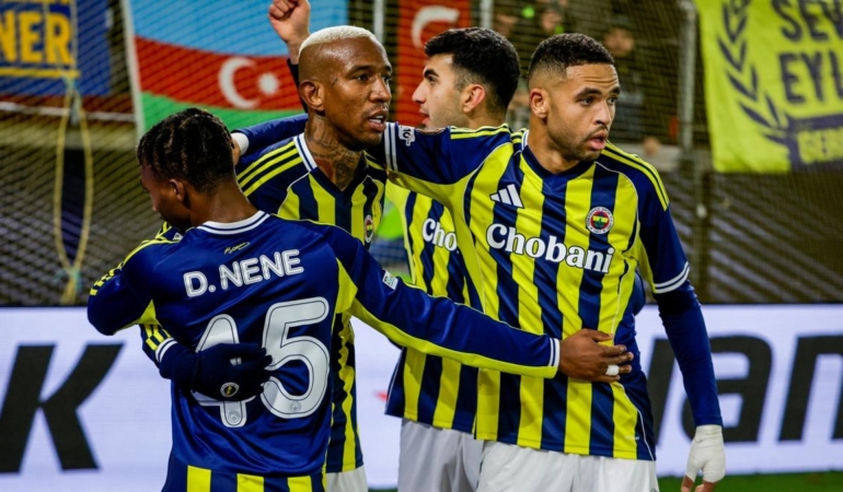 fenerbahcede-ilk-8-yolund-498_2-41.jpg