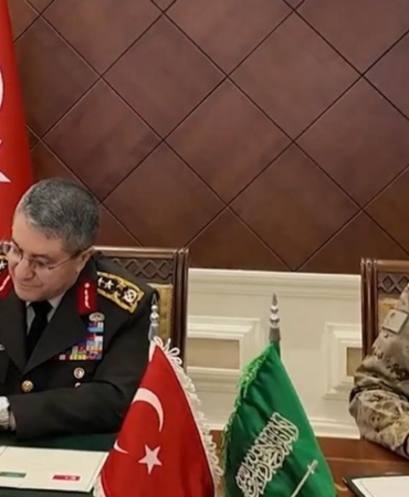 genelkurmay-baskani-bayra-809_2-41.jpg