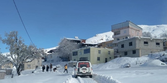 koy-yolu-kapandi-hastanin-878_2-41.jpg
