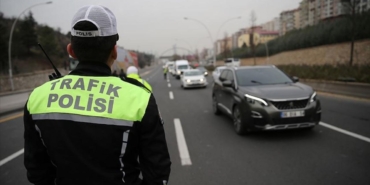 ankara-trafik-polisi-yol-2335192.jpg