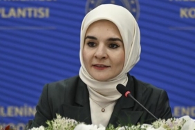 bakan-goktas-dijital-farkindalik-ailede-basliyor-4xQE7fOl.jpg