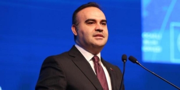 bakan-kacirdan-gelecegin-teknoloji-yildizlarina-cagri-Vx8xafWL.jpg