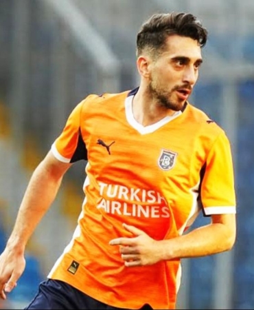 basaksehir-omer-faruk-bey-970_2-41.jpg