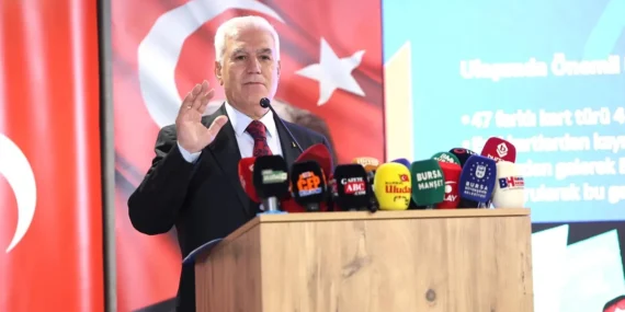 bozbeyden-2026-ulasim-vizyonu-bursada-birileri-konusur-biz-is-yapariz-E4dbHPYm.webp