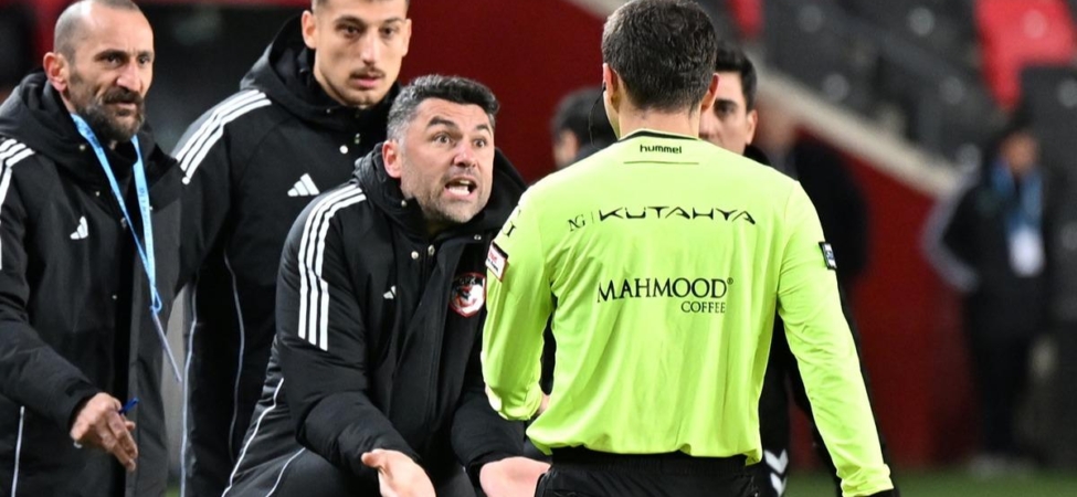 burak-yilmaz-tum-hakemler-321_2-41.jpg