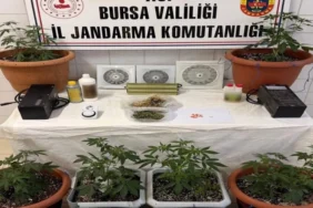 bursa-niluferde-jandarmadan-uyusturucu-operasyonu-mqcAwWv5.webp