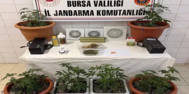 bursa-niluferde-jandarmadan-uyusturucu-operasyonu-mqcAwWv5.webp