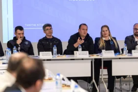 izmir-esnafi-icin-ortak-akil-masasi-lfeDNkKi.webp