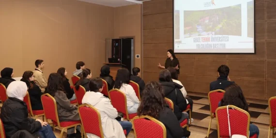 kocaelide-41-genc-projesinde-yeni-donem-basladi-791KOLAZ.webp