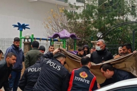mardinde-balkondan-dusen-76-yasindaki-kadin-oldu-l8ygj1ak.jpg