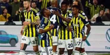 yapay-zeka-fenerbahcenin-tur-ihtimalini-acikladi-sasirtan-oran-U2PCjbED.webp