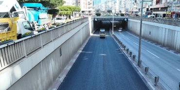 100-yil-bulvarinda-alti-etapli-calismanin-ucuncu-etabi-tamamlandi-VrXuFR4e.jpg