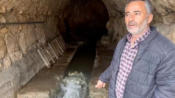 4-muratin-yaptirdigi-caminin-altindaki-kaynak-yillar-sonra-akmaya-basladi-boyle-bir-su-gormedik-VRTsdzP6.jpg