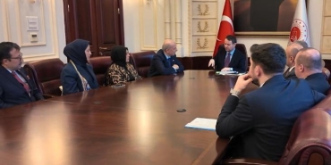 adalet-bakani-gurlek-istanbul-2-nolu-barosunun-baskan-ve-yonetimi-ile-gorustu-wm5IiFzj.jpg