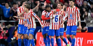 atletico-madrid-barcelonayi-4-farkla-maglup-etti-umZOaBJR.jpg