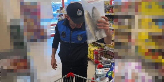 avcilarda-unlu-markette-skandal-torbalar-icine-konularak-ilce-tarim-mudurlugune-gonderildi-We3znO7t.jpg