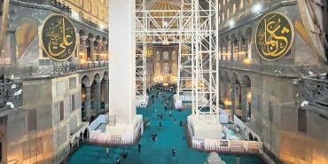 ayasofya-ibadete-hazir-KikGRFCG.jpg