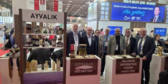 ayvalik-belediyesi-emitt-fuarinda-yerini-aldi-VwZUTbjV.jpg