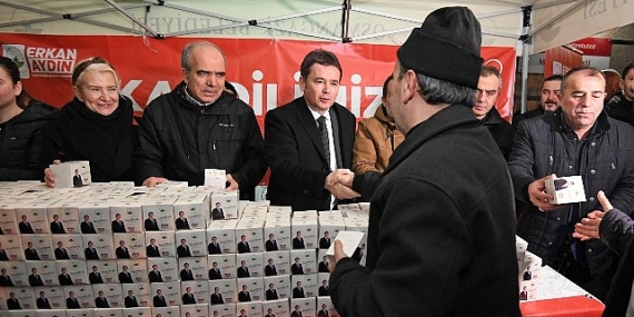 baskan-aydin-berat-kandilinde-vatandaslarla-bulustu-8DH9IPg3.jpg
