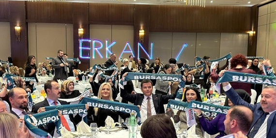 baskan-aydinin-bursaspor-sevdasi-sinirlari-asti-CCI3daJD.jpg