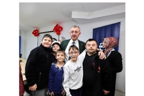 baskan-buyukakin-anne-sehir-merkezlerinin-sayisini-artiracagiz-TvBz8Vnk.jpg