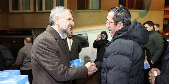 baskan-vekili-akindan-kandil-simidi-ikrami-kYPsYe2y.jpg