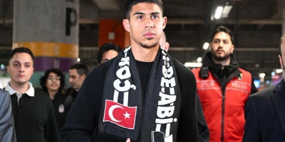 besiktas-transferi-duyurdu-devis-vasquez-istanbula-geldi-QCwENbrq.jpg