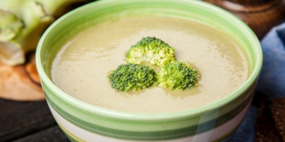 brokoli-corbasi-tarifi-9viubYES.jpg