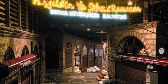 bursada-ramazana-ozel-isiklandirmalar-V3kxZBLj.webp