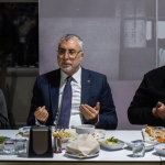 calisma-ve-sosyal-guvenlik-bakani-isikhan-ilk-iftarini-fabrika-iscileriyle-yapti-m3UU99UV.jpg