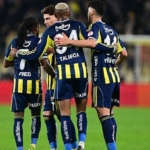 canli-turkiye-kupasinda-fenerbahce-erzurumsporu-geriden-gelerek-maglup-etti-5bNuybm6.jpg