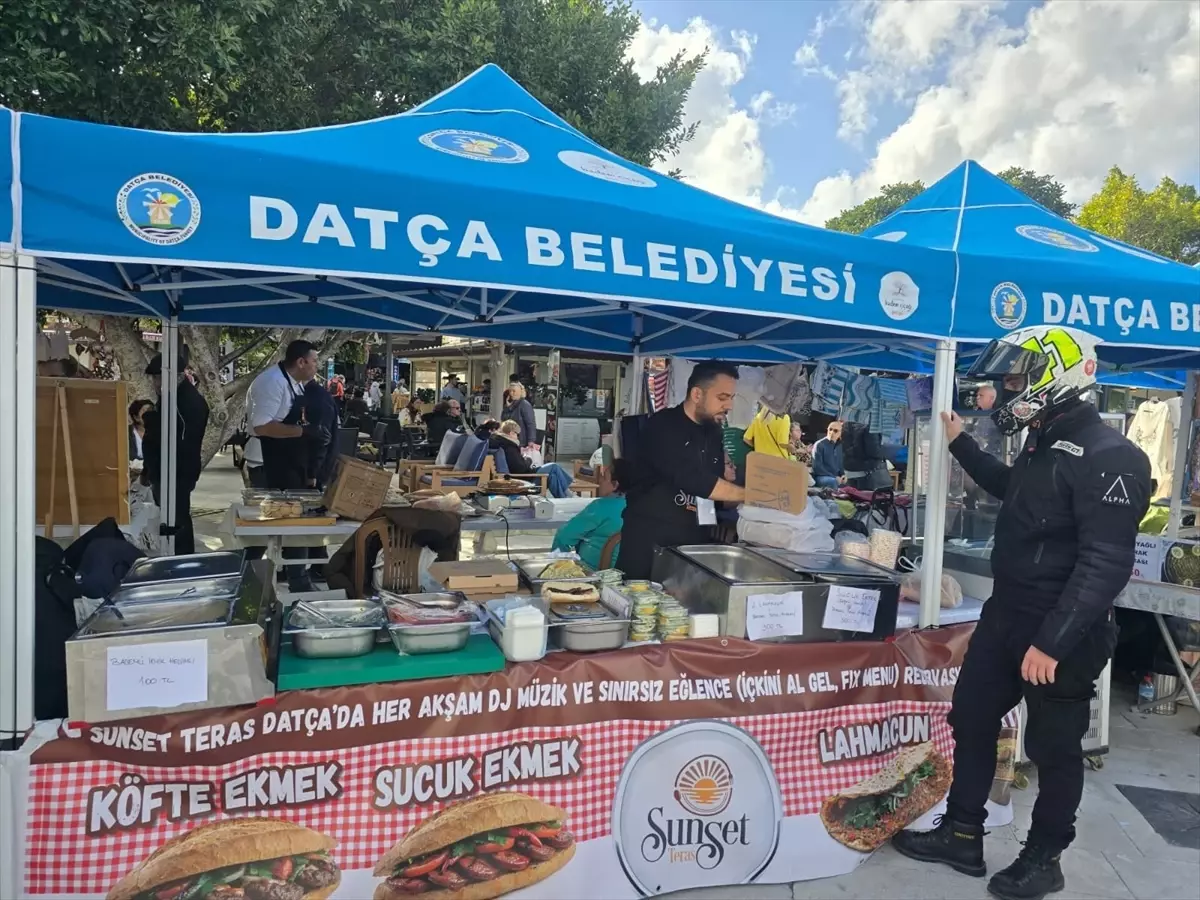 datcada-badem-cicegi-festivali-basladi-U4rBIQ4d.jpg
