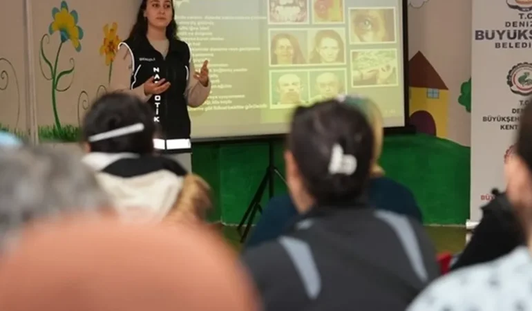 denizlide-anneler-icin-cifte-farkindalik-semineri-y84fgY65.webp